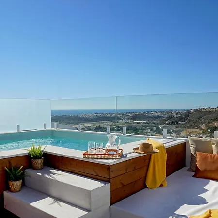 Casa Do Patio-two Private Pools Villa- Rooftop & Panoramic Pool By Dreamvillasalbufeira Vila