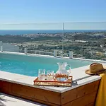 Casa Do Patio-two Private Pools Villa- Rooftop & Panoramic Pool By Dreamvillasalbufeira Албуфейра